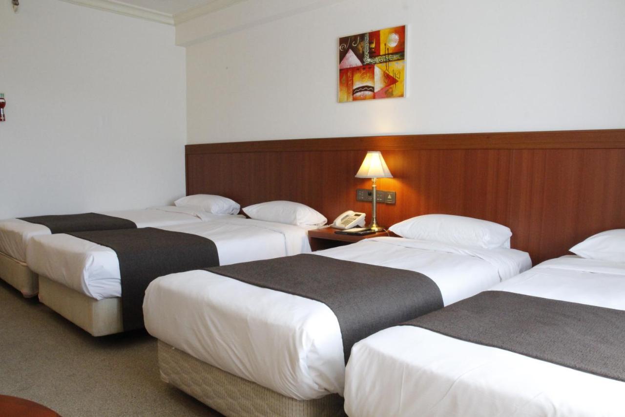 Commodore Hotel Kjongdzsu Kültér fotó
